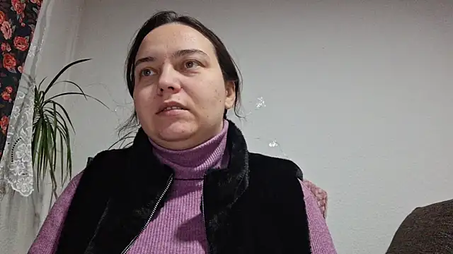 Snapshot of Cyndee_Winter chatting on 02.10.26 Cyndee Winter online show from 02.10.26