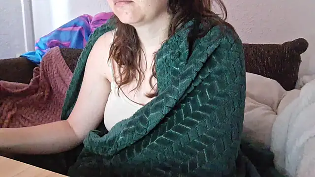 Snapshot of Cyndee_Winter chatting on 06.14.26 Cyndee Winter online show from 06.14.26