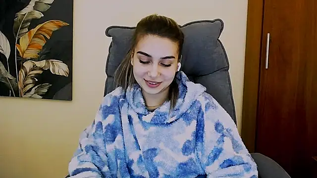 Lili magic online show from 02.22.25