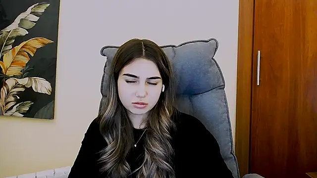 Lili magic online show from 03.04.25