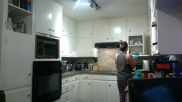 Snapshot of bella8769 chatting on 02.26.26 bella8769 online show from 02.26.26