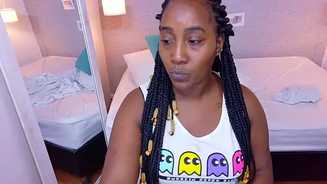 Snapshot of kiara_evanss chatting on 09.27.25 kiara evanss online show from 09.27.25