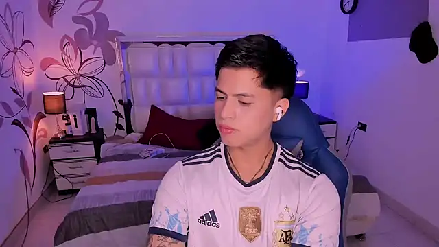 Niicky1  online show from 12.06.24