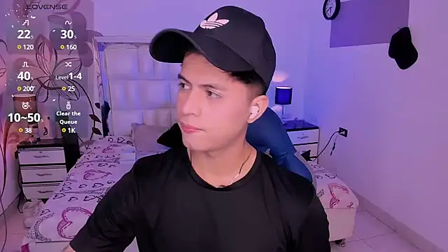 Niicky1  online show from 12.11.24