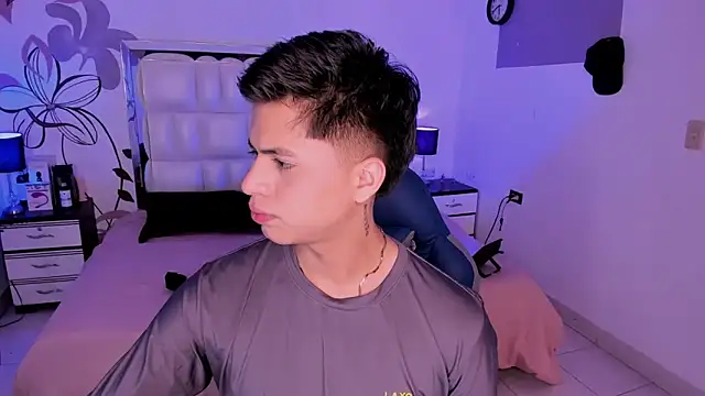 Niicky1  online show from 12.29.24