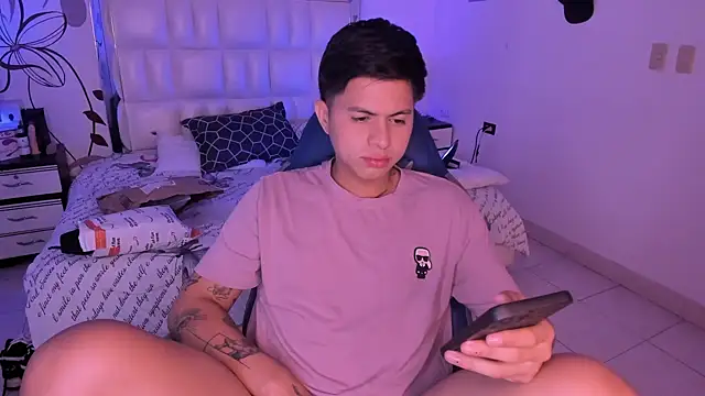 Niicky1  online show from 01.13.25