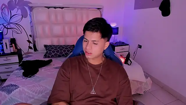 Niicky1  online show from 01.16.25