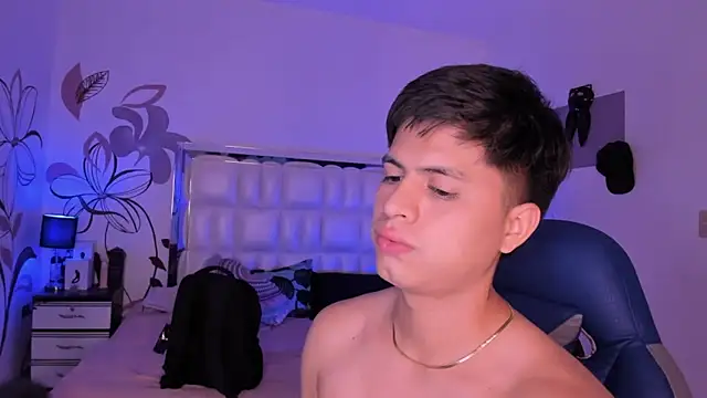 Niicky1  online show from 01.24.25