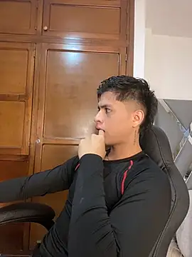 Niicky1  online show from 03.06.25