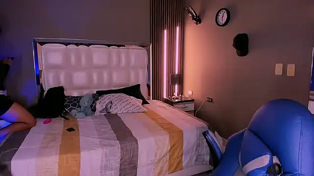 Niicky1  online show from 03.06.25