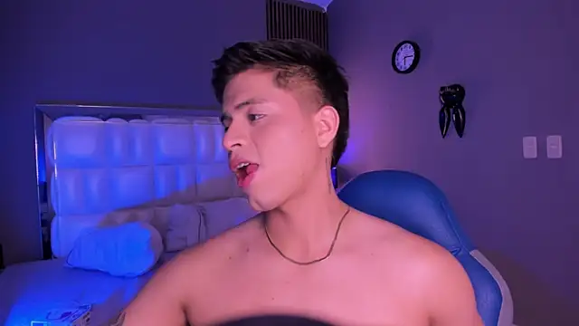 Niicky1  online show from 09.10.25