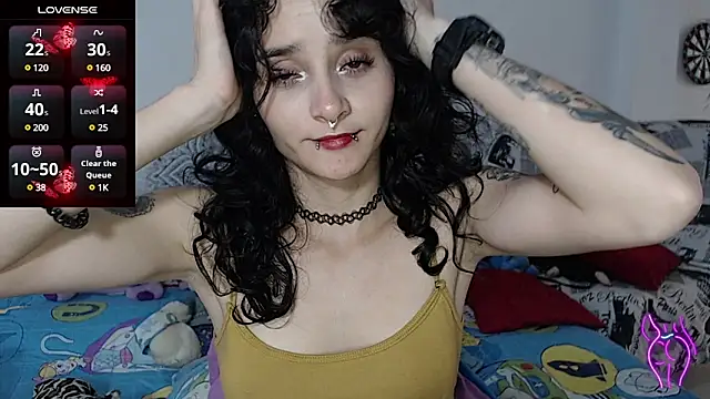 kitty22  online show from 01.25.25