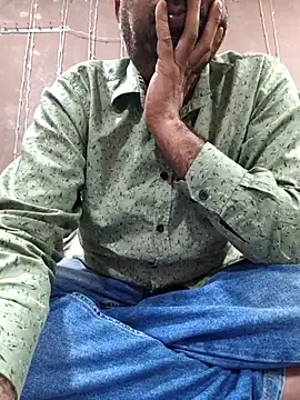 Snapshot of lund_lol chatting on 02.22.26 lund lol online show from 02.22.26