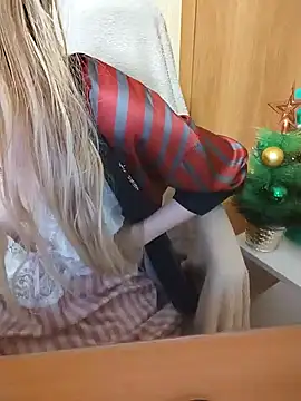 Elza kom online show from 12.27.24