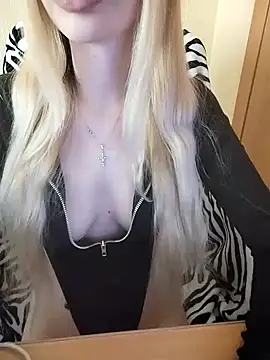 Elza kom online show from 03.06.25