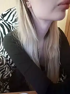 Elza kom online show from 03.08.25