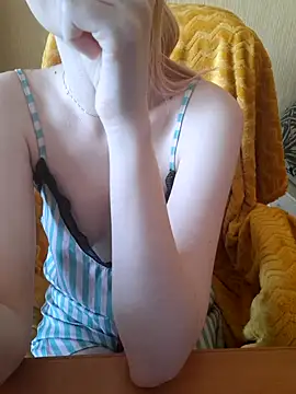 Elza kom online show from 02.13.26