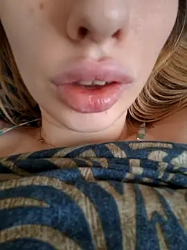 Elza kom online show from 02.16.26