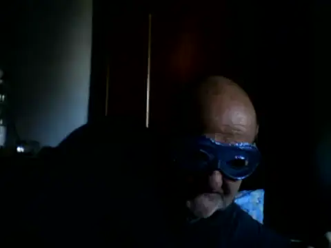 Snapshot of Geppo5911 chatting on 12.23.24 Geppo5911 online show from 12.23.24