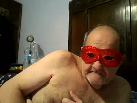 Snapshot of Geppo5911 chatting on 02.03.25 Geppo5911 online show from 02.03.25