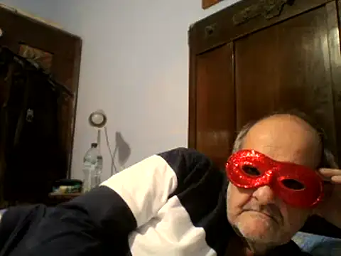 Snapshot of Geppo5911 chatting on 03.21.25 Geppo5911 online show from 03.21.25