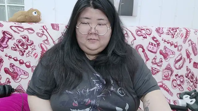 Nadine asian online show from 02.15.26