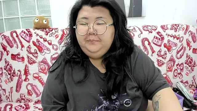Snapshot of Nadine_asian chatting on 07.07.26 Nadine asian online show from 07.07.26