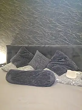 Snapshot of Laurahorney_xo chatting on 12.24.24 Laurahorney xo online show from 12.24.24