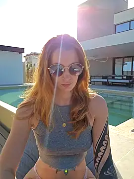 Snapshot of Laurahorney_xo chatting on 01.28.25 Laurahorney xo online show from 01.28.25