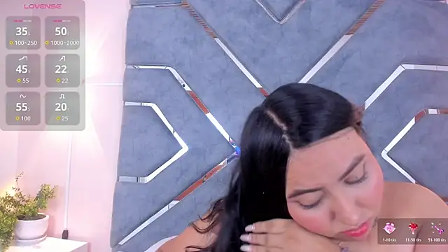 LucciaPorter online show from 10.27.25