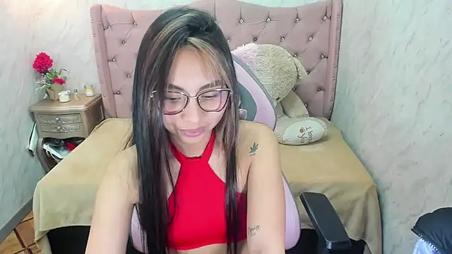 XSmaggiiee online show from 01.18.25