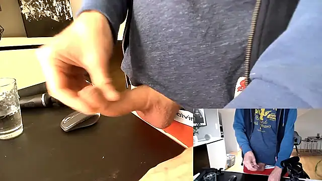 Snapshot of sperma_tributes chatting on 10.28.25 sperma tributes online show from 10.28.25