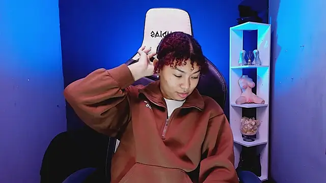 JadaRoberts online show from 10.24.25