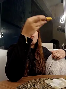 Snapshot of sara_winehouse1 chatting on 10.16.25 sara winehouse1 online show from 10.16.25