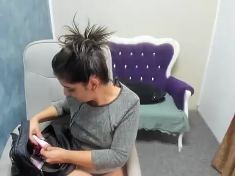 Snapshot of CrazyCorina chatting on 12.02.25 CrazyCorina online show from 12.02.25