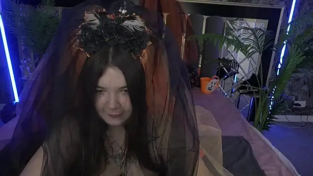 RosieMoons online show from 10.30.25