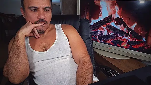 officeman7 online show from 02.15.25