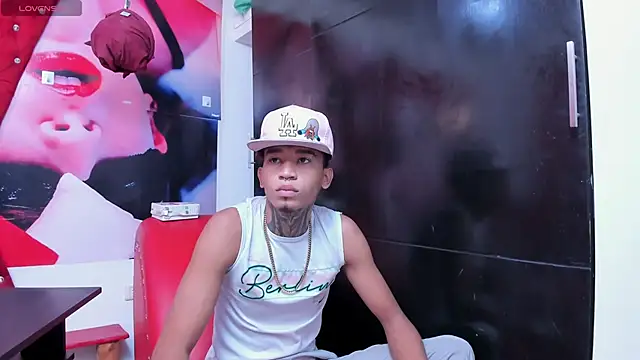 sexy blacks  online show from 03.03.25