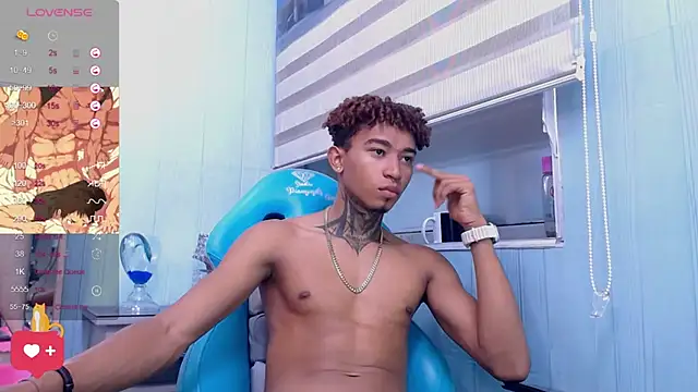 sexy blacks  online show from 03.19.25