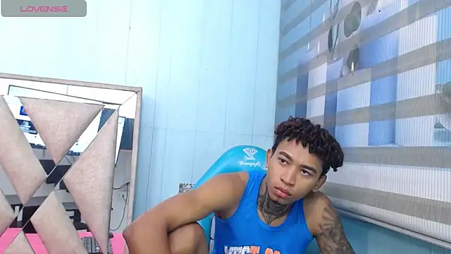 sexy blacks  online show from 09.27.25