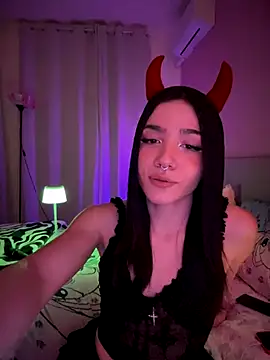 ShannonShanny online show from 10.29.25