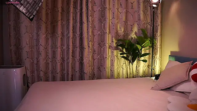 askaudrey  online show from 01.23.25