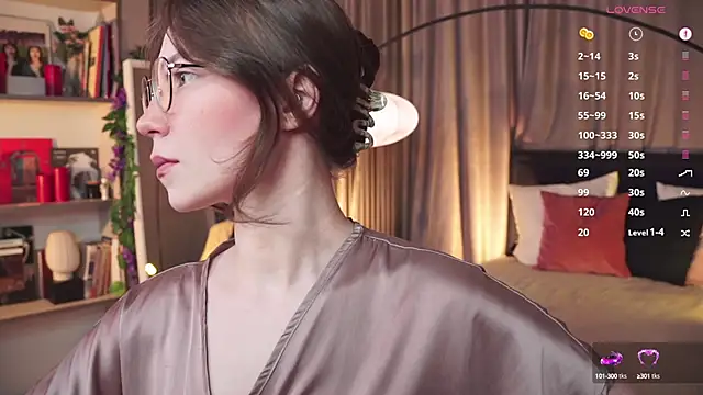 askaudrey  online show from 02.07.25