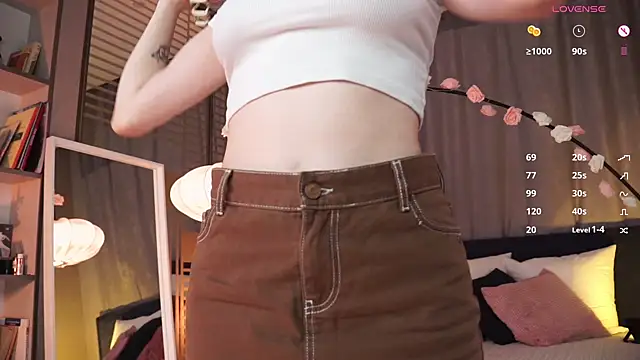 askaudrey  online show from 02.25.25