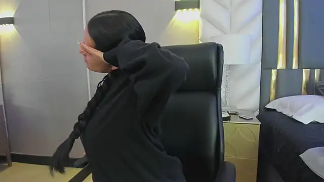 ChloeHarper  online show from 03.26.26