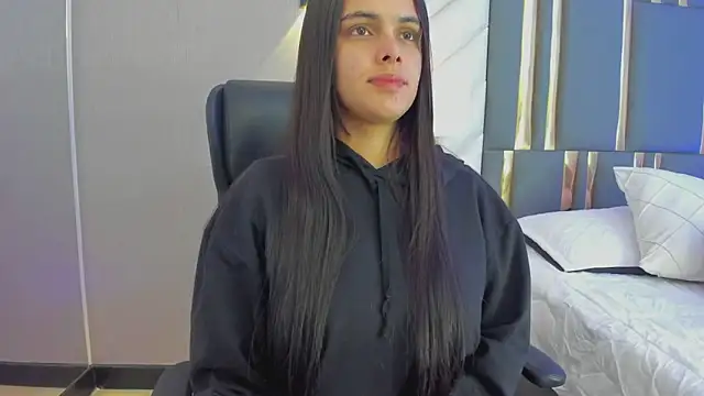 ChloeHarper  online show from 05.27.26