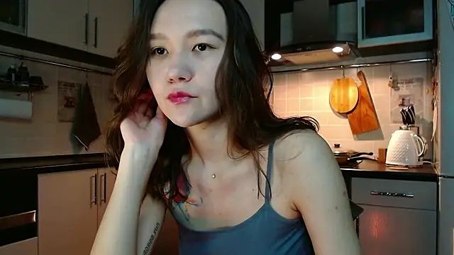 Kelly Yon online show from 03.11.25