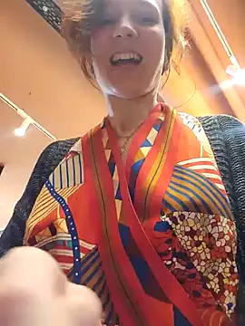 Exhibitionsplit online show from 02.03.25