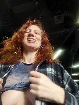 Exhibitionsplit online show from 04.13.26