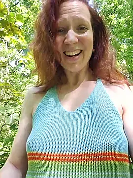 Exhibitionsplit online show from 05.16.26
